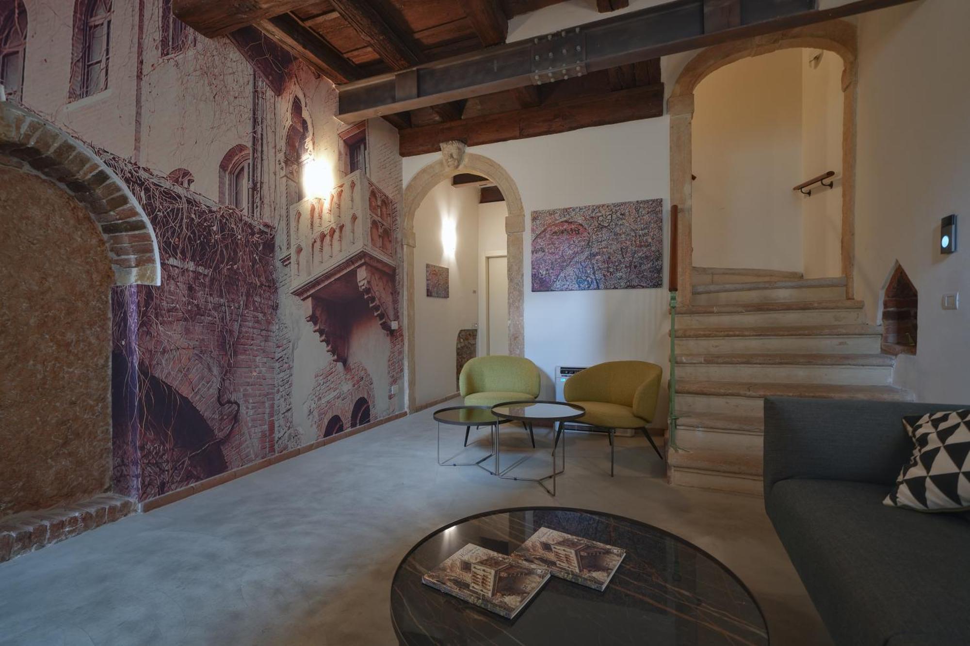 Palazzo Di Giulietta - Juliet'S Palace 베로나 외부 사진